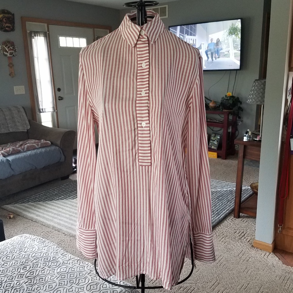 Max Studio Shirt - Like New!